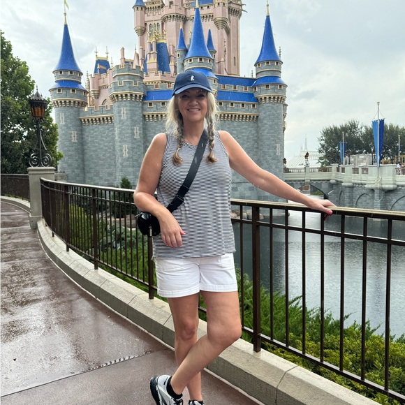 Meet your Posher, TerriLynn - Picture 8 of 13